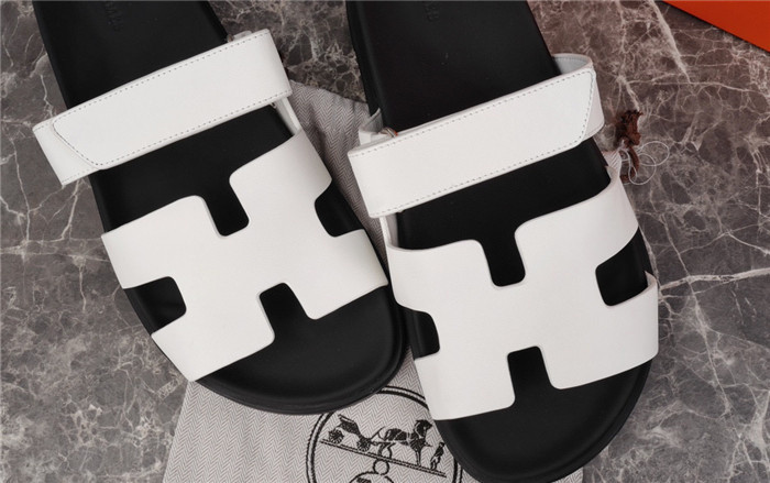 herme* sandal h75